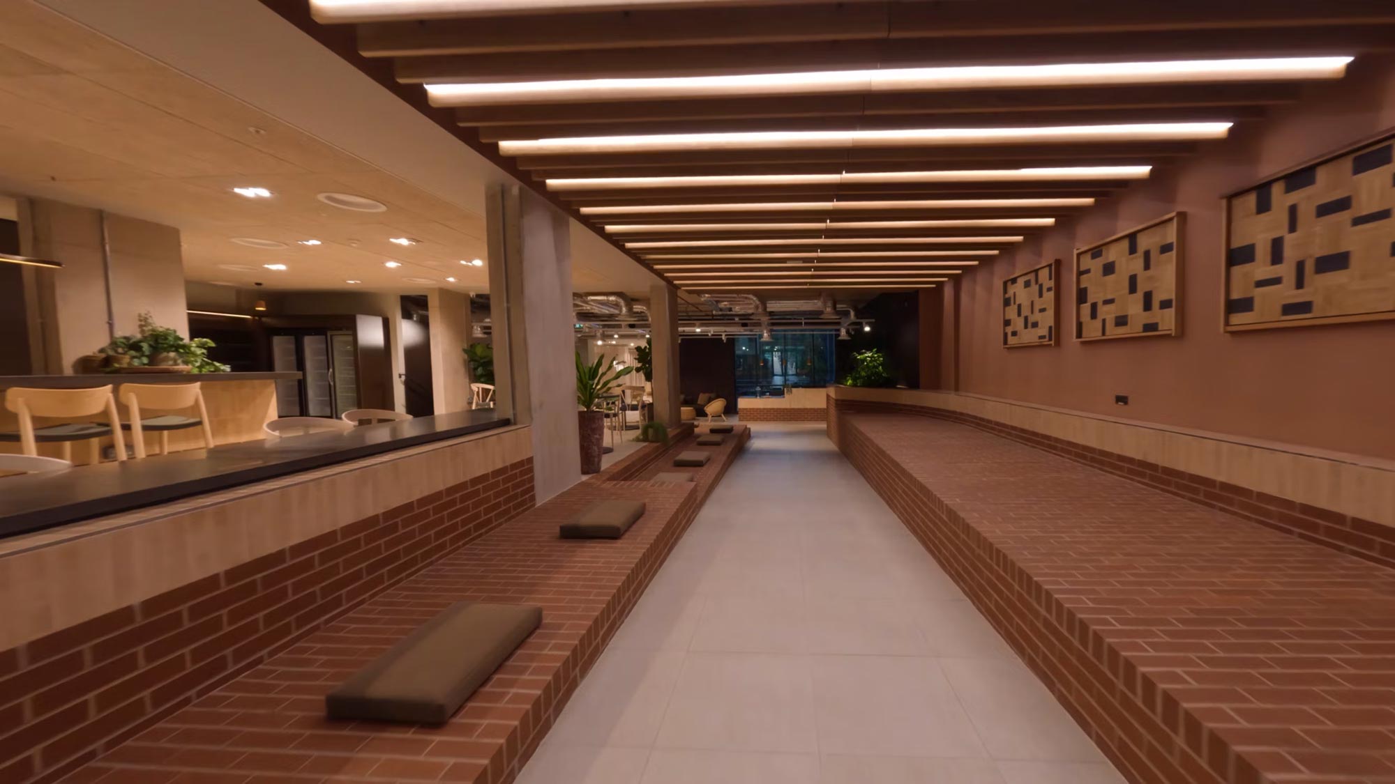  Florence Dock overview film